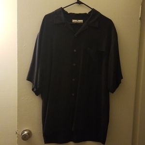 Tommy Bahama short sleeve shirt size  L
